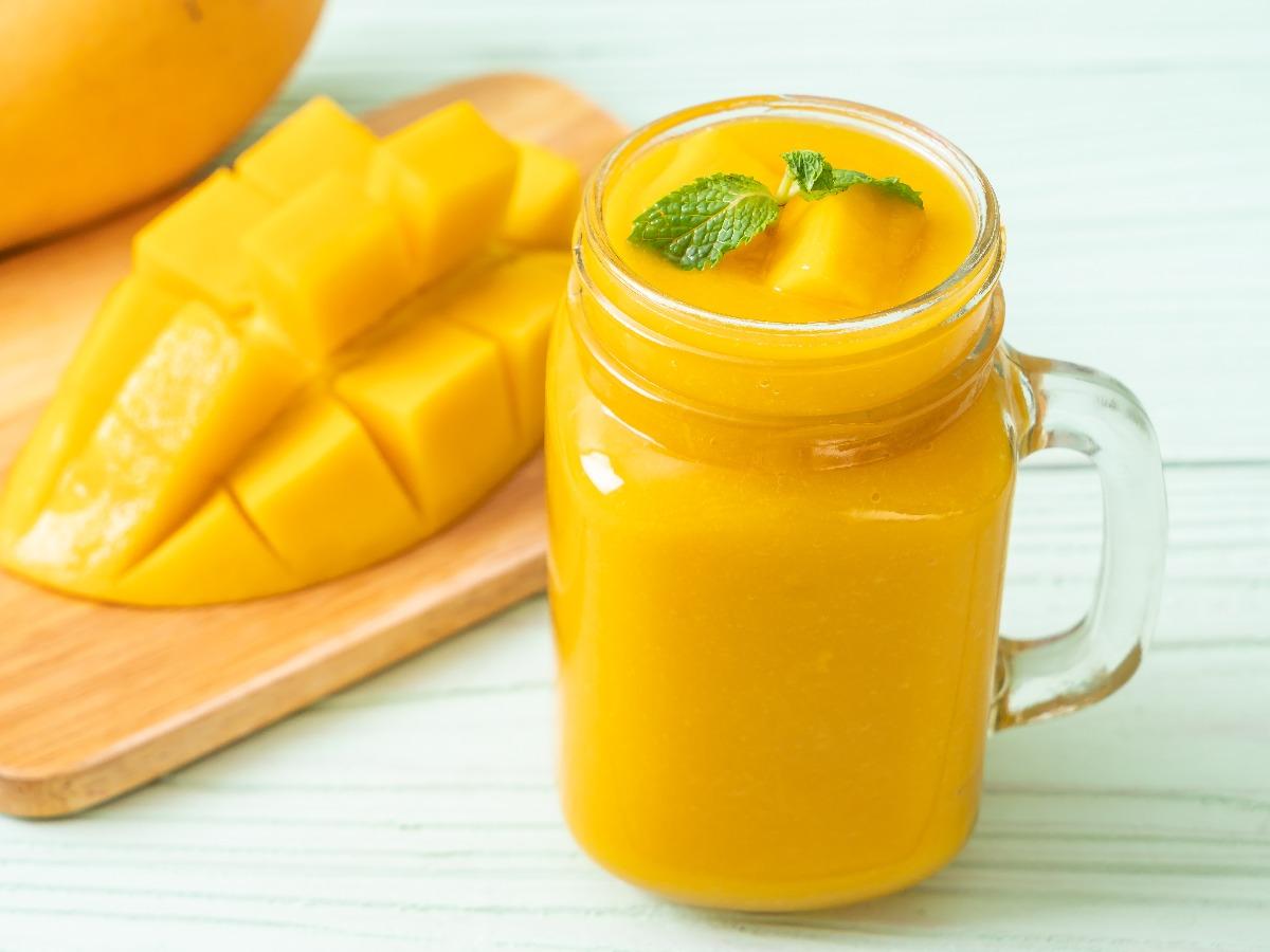 Summer Drink Recipe - Mango and Yogurt Smoothie