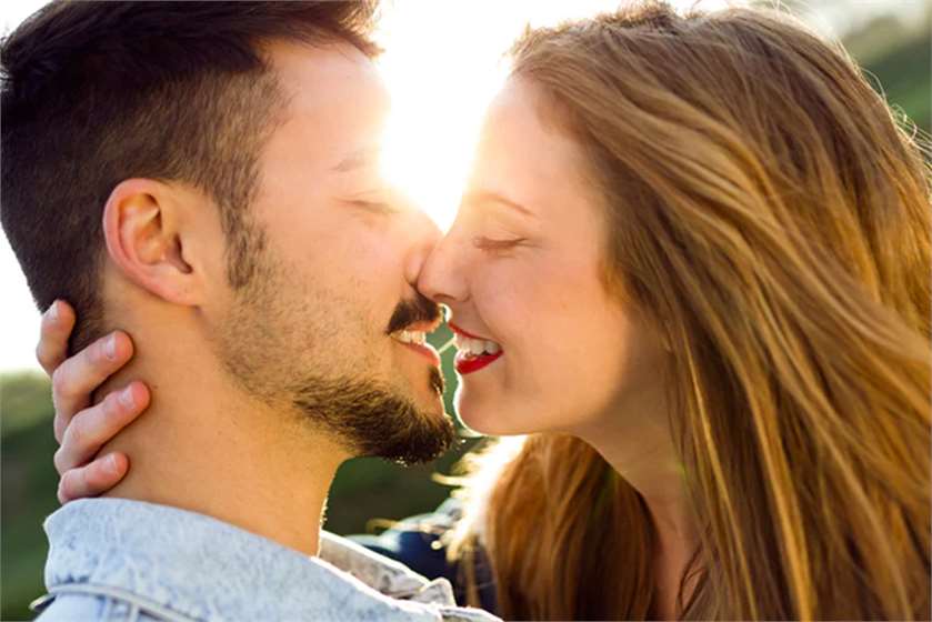 Follow these Secrets to Make Your First Kiss More Memorable