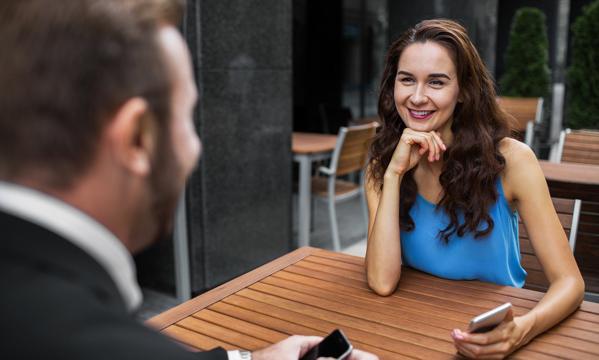 How to Understand the Gestures and Signals from a Woman