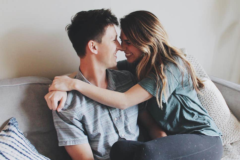 7 Signs Someone Is Flirting with You & Not Just Being Friendly