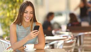 How to Flirt With Girl While Texting?